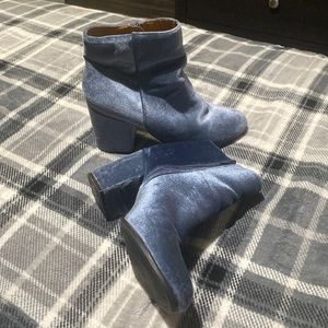 velvet boots